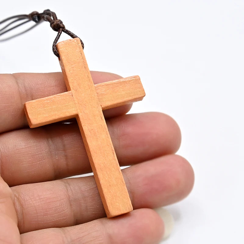 Various Styles Catholic Cross Necklace Jesus Christ Pendant Choker Retro Jewelry Style Natural Wood Necklace Wholesale Amulet