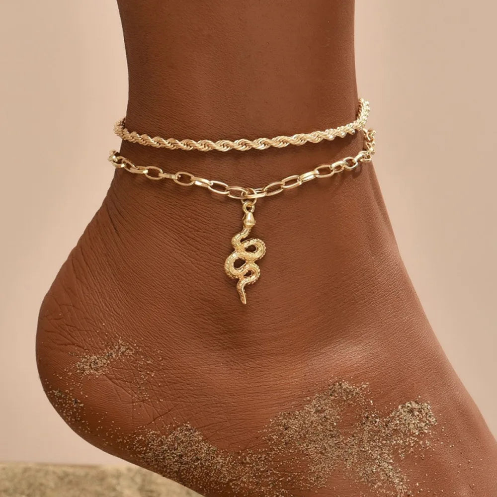 Modyle New Fashion Bohemian Simulated Pearl Chain Wedding Anklet Bracelet for Women Gold Color Shell Pendant Anklet Jewelry Gift