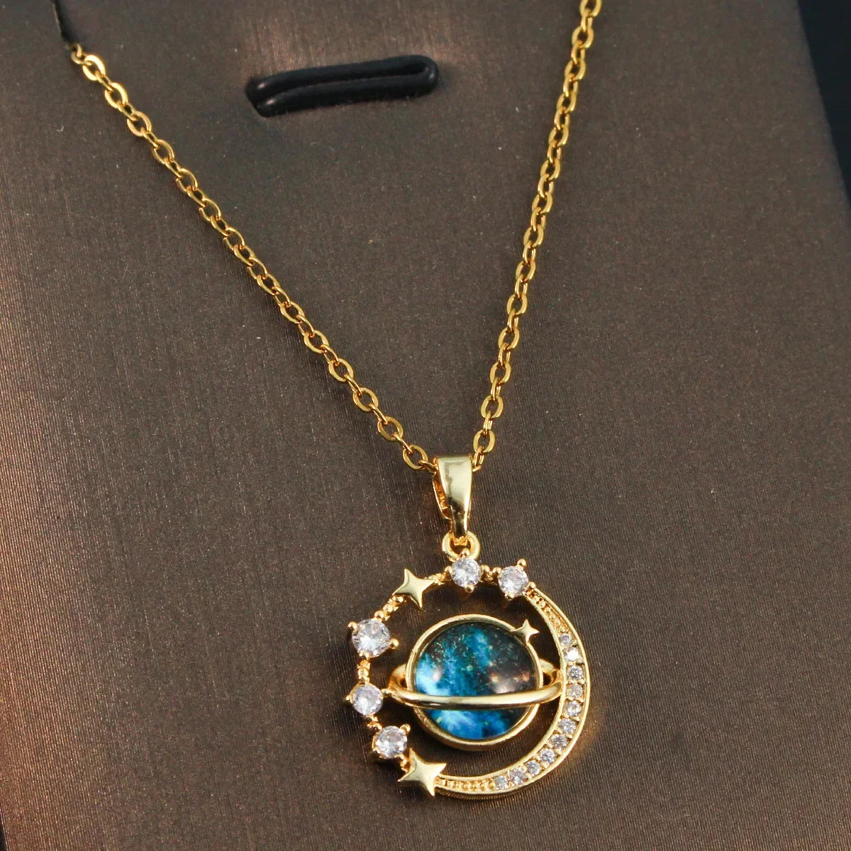 Fashion Planet Moon and Star Opal Pendant Necklace for Women Charm Gold Color Stainless Steel Spaceman Choker Jewelry Accessory