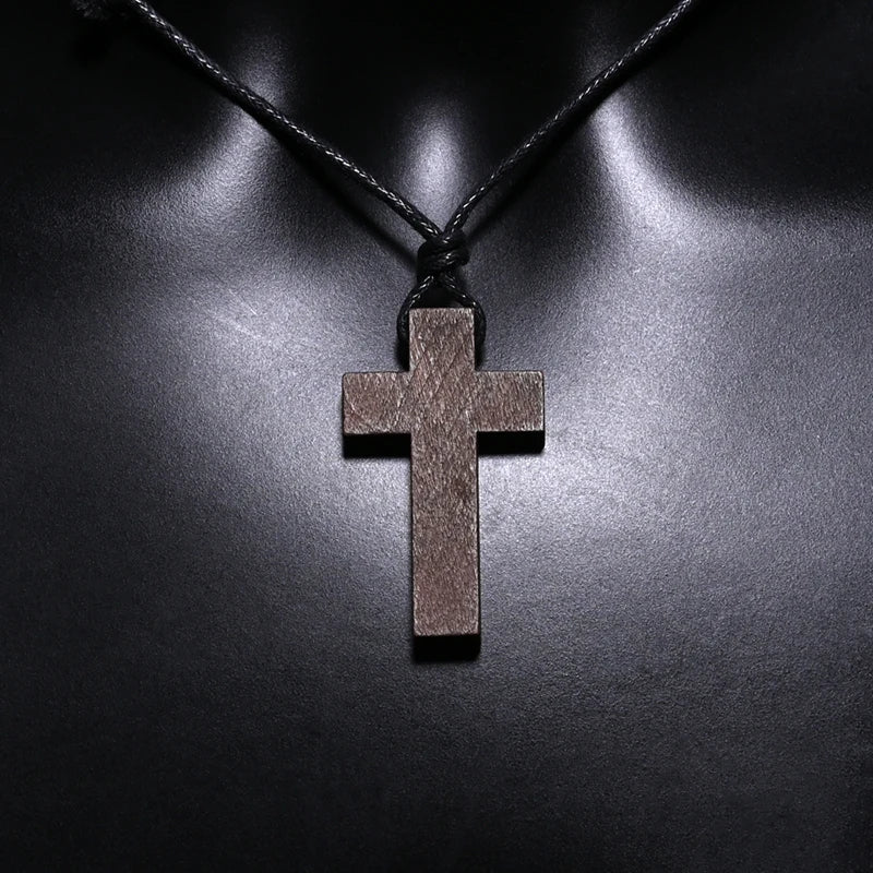 Various Styles Catholic Cross Necklace Jesus Christ Pendant Choker Retro Jewelry Style Natural Wood Necklace Wholesale Amulet