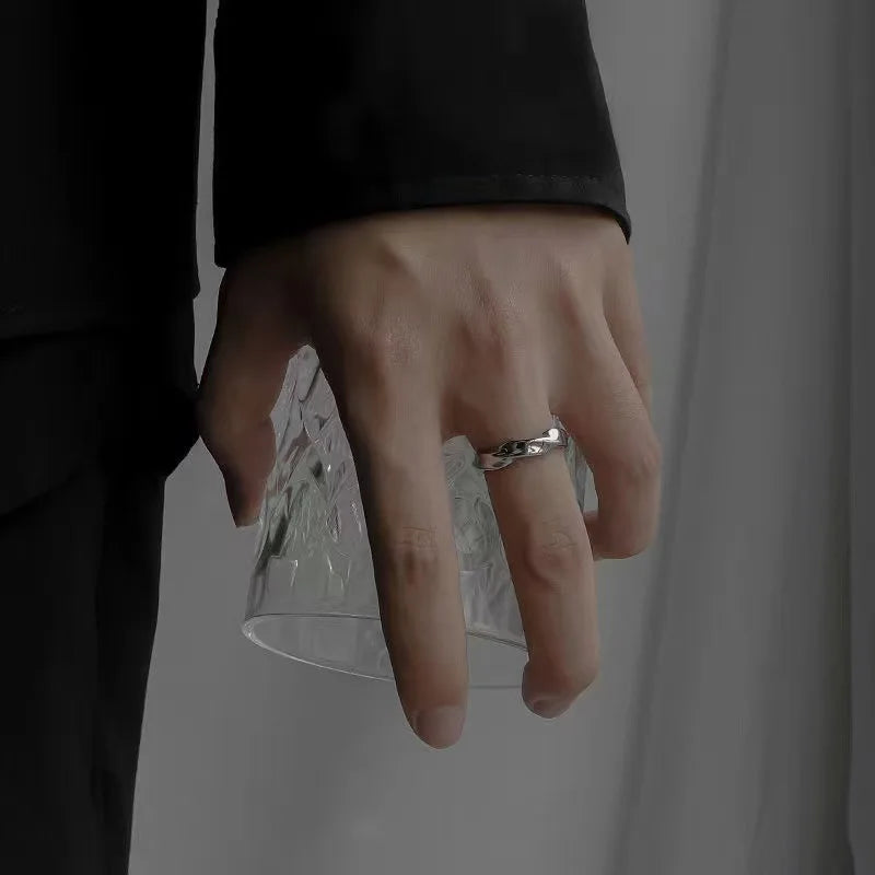 Elegant minimalistic curved Silver Ring
