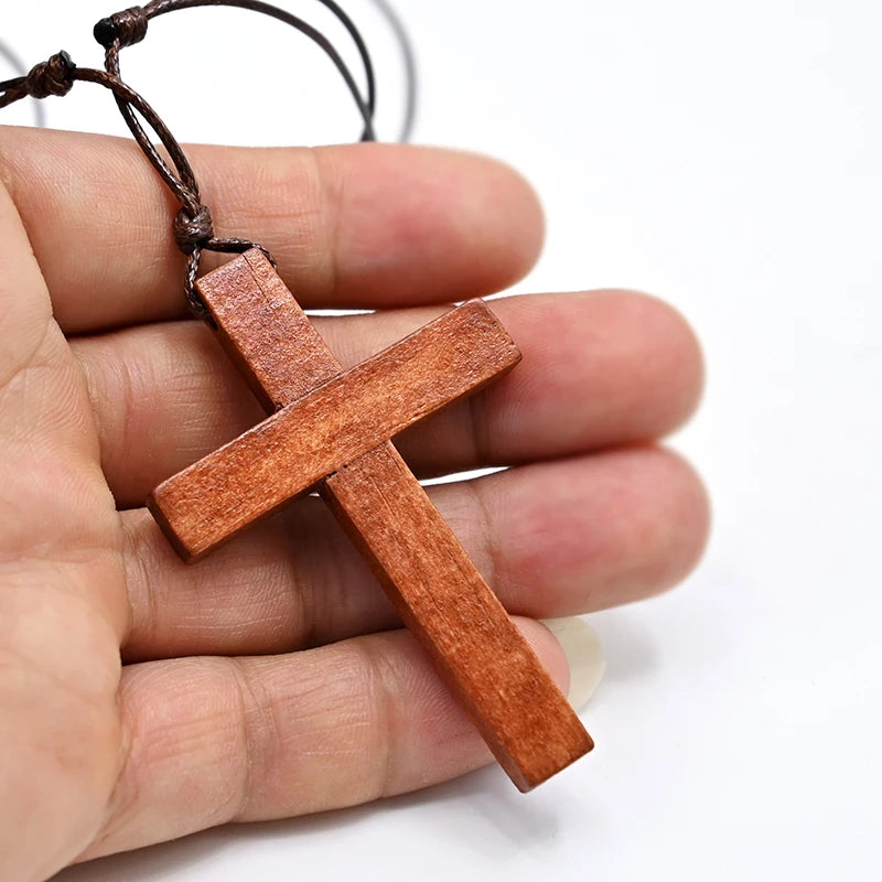 Various Styles Catholic Cross Necklace Jesus Christ Pendant Choker Retro Jewelry Style Natural Wood Necklace Wholesale Amulet