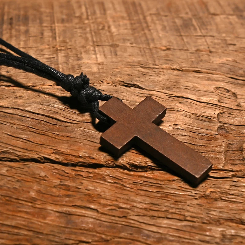 Various Styles Catholic Cross Necklace Jesus Christ Pendant Choker Retro Jewelry Style Natural Wood Necklace Wholesale Amulet