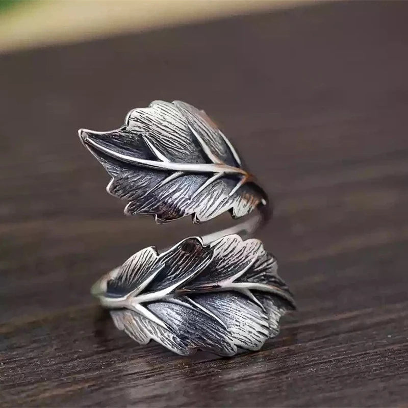 Huitan Vintage Leaf Resizable Ring for Women Anti Silver Color Vintage Accessories Party Daily Wear Stylish Rings Retro Jewelry