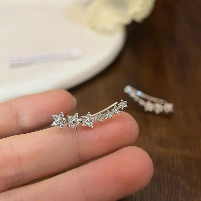 Korean Shiny Zircon Star Flower Climbing Earrings for Women Exquisite Sliver Color Crystal Statement Earrings Jewelry Gifts