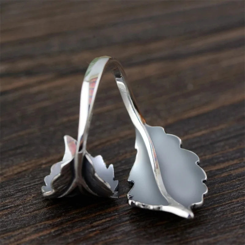 Huitan Vintage Leaf Resizable Ring for Women Anti Silver Color Vintage Accessories Party Daily Wear Stylish Rings Retro Jewelry